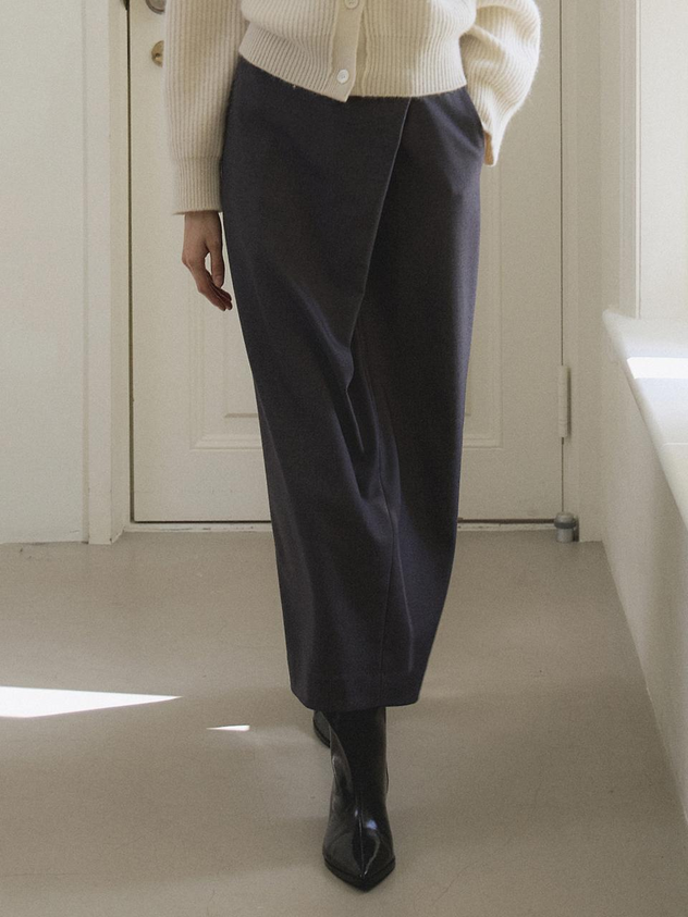 Cutting Pleats Skirt