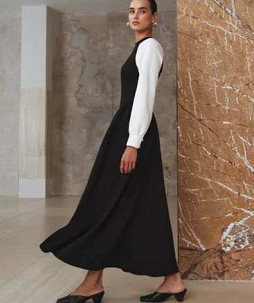 Contrast-Sleeve Pleated Midi Dress