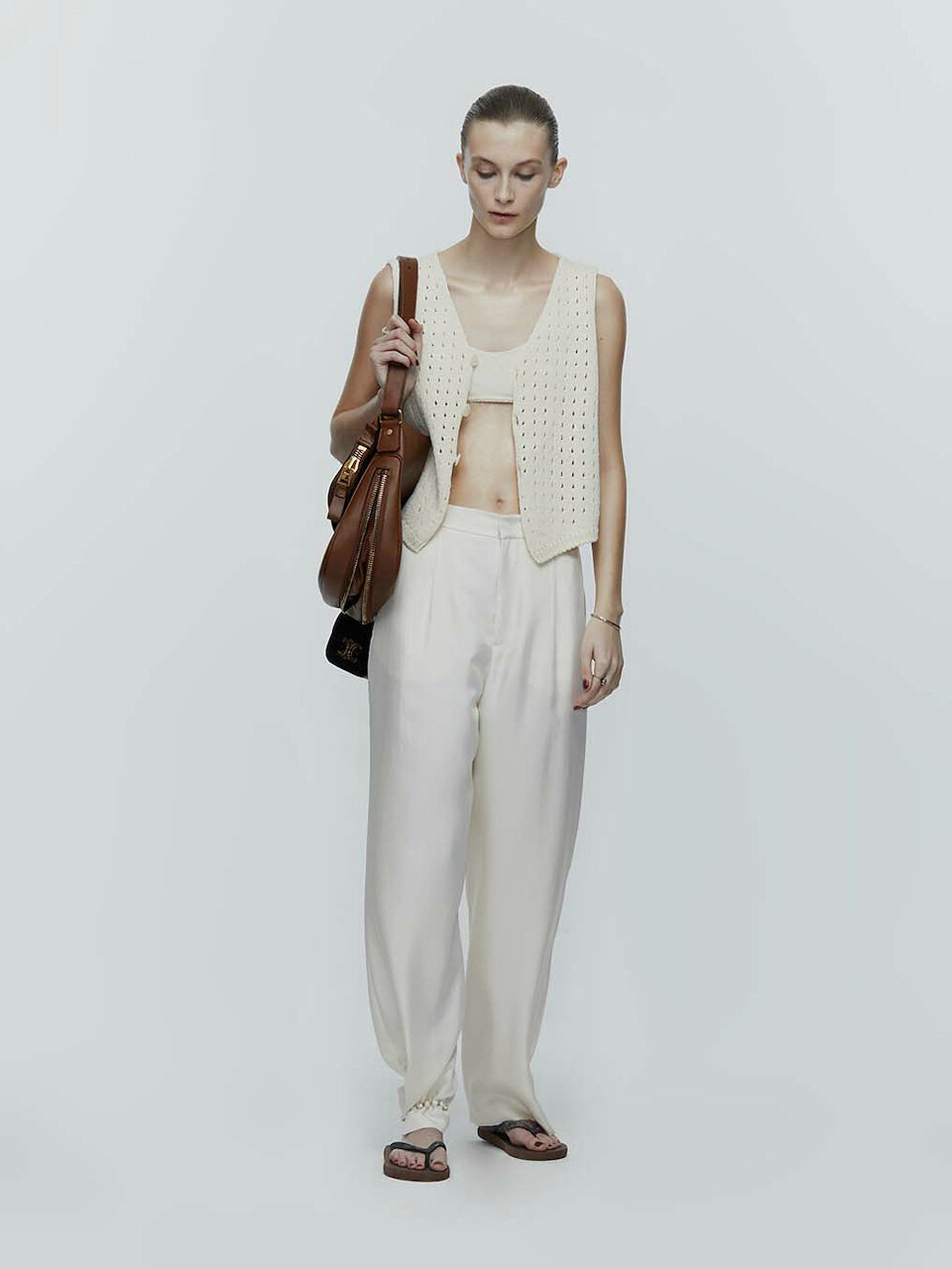 V-neck Punching Vest _Light Beige