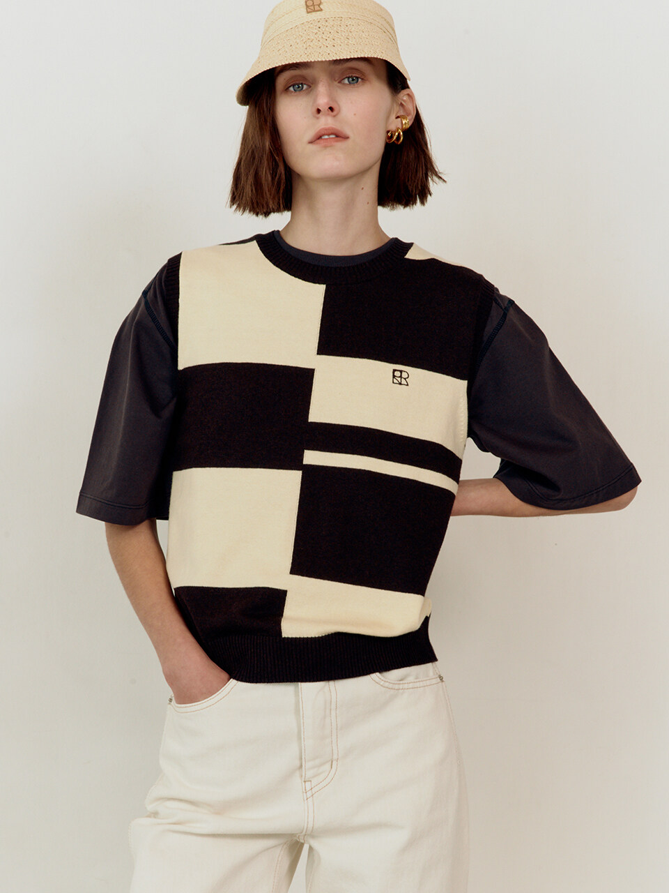 Color Block Knit Vest_Brown