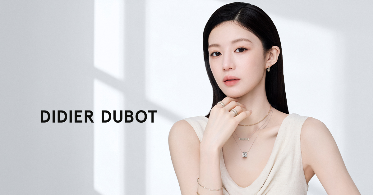 Selection.D Gold Earrings