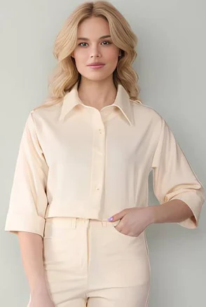 Women's short cream jacket Size 2, 4, 6, 8, 10 US