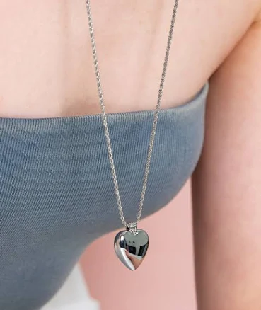 NOONOO FINgers My Heart Necklace