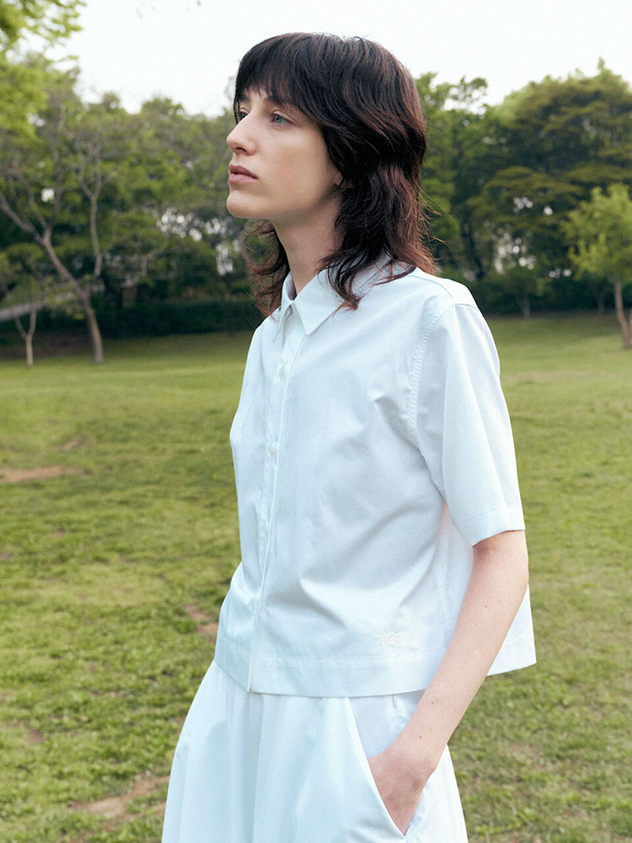 Flower Embroidery Crop Shirt