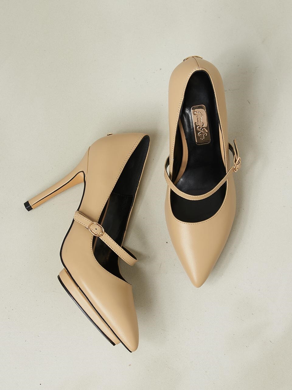 Piamary Pumps