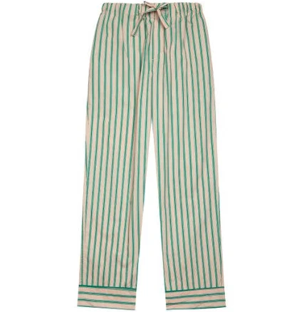 SNAPPY CUDDLE Chilling Stripe Pajama Set
