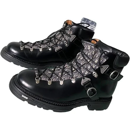 Dior Men's Dior Explorer Ii Laced Buckled Ankle Boots