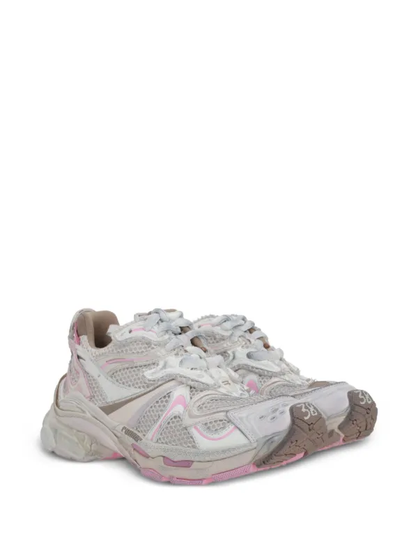 Track.2 Low-top Sneakers