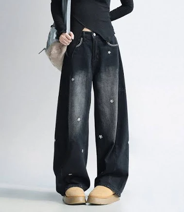 Floral Embroidered Wide Leg Relaxed Fit Jeans