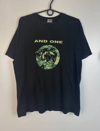And One Vintage T-shirt Size L