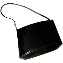 Low Classic Leather Shoulder Bag