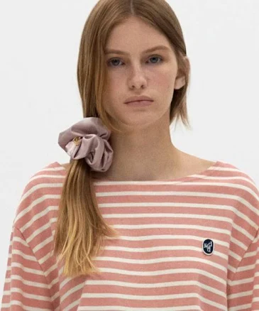 DEPOUND heart charm scrunchie
