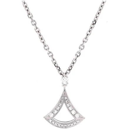 BVLgari Divas’ Dream White Gold Necklace