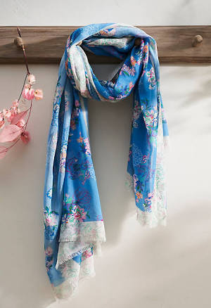 Terrain Blooming Garden ScarfTerrain Blooming Garden Scarf