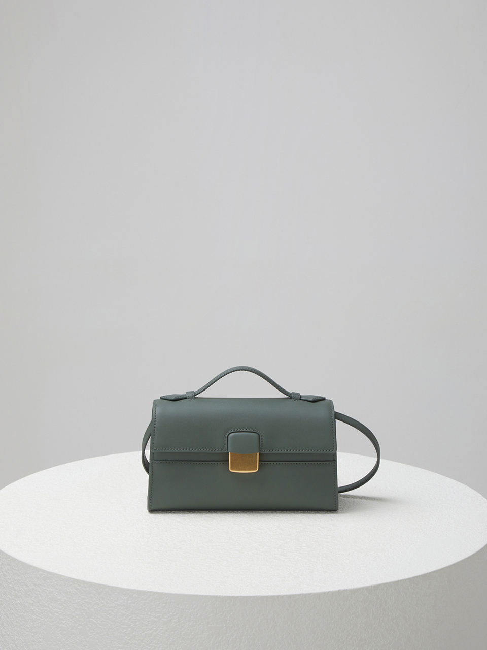 Facade Top Handle Tote 22 Bag