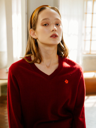 Flower V-neck Knit