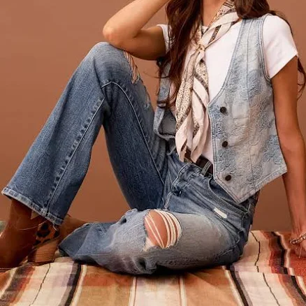 Sterling & Stitch Women's Cotton Floral Jacquard Vest with Buckle