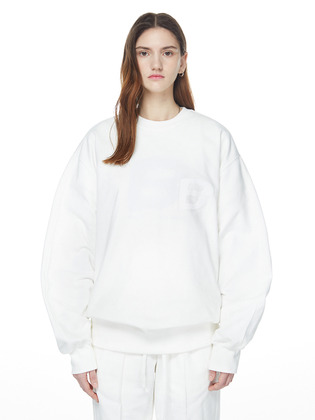 B White Sweatshirt