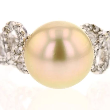 18K White Gold Diamond and South Sea Pearl Ring