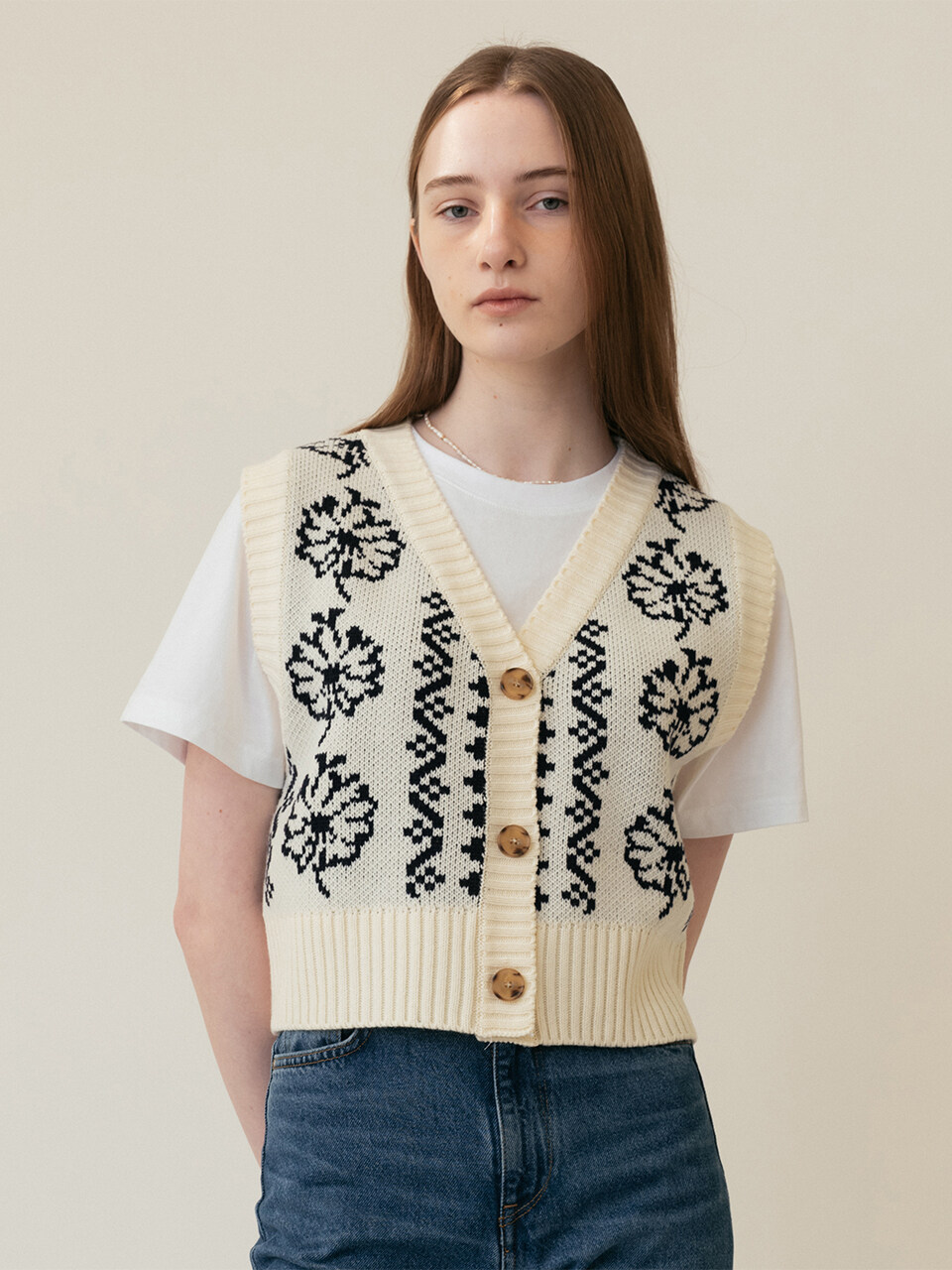 A Flower Seed Jacquard Button Vest