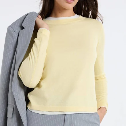 Etam Round Neck Wool Sweater