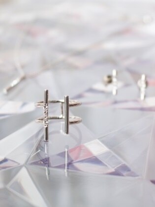 Linea Vertical Double Ring