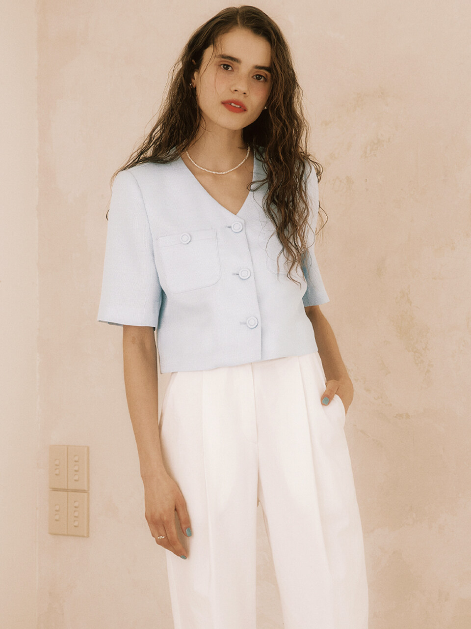 V-neck Slim Jacket _2 Colors