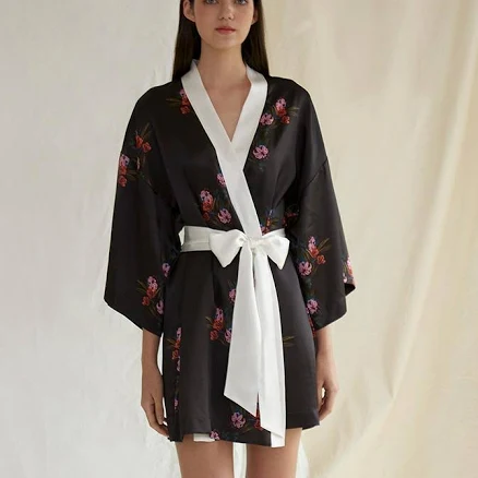 W Concept Mari Silk Caviar Robe