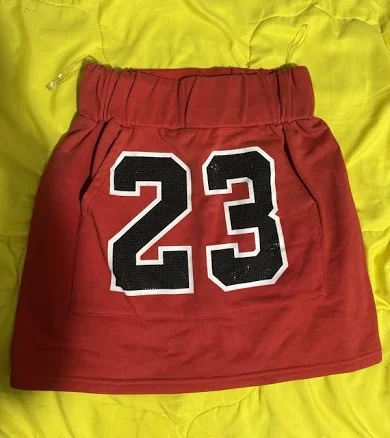 Athletic-style Mini Skirt With The Number 23