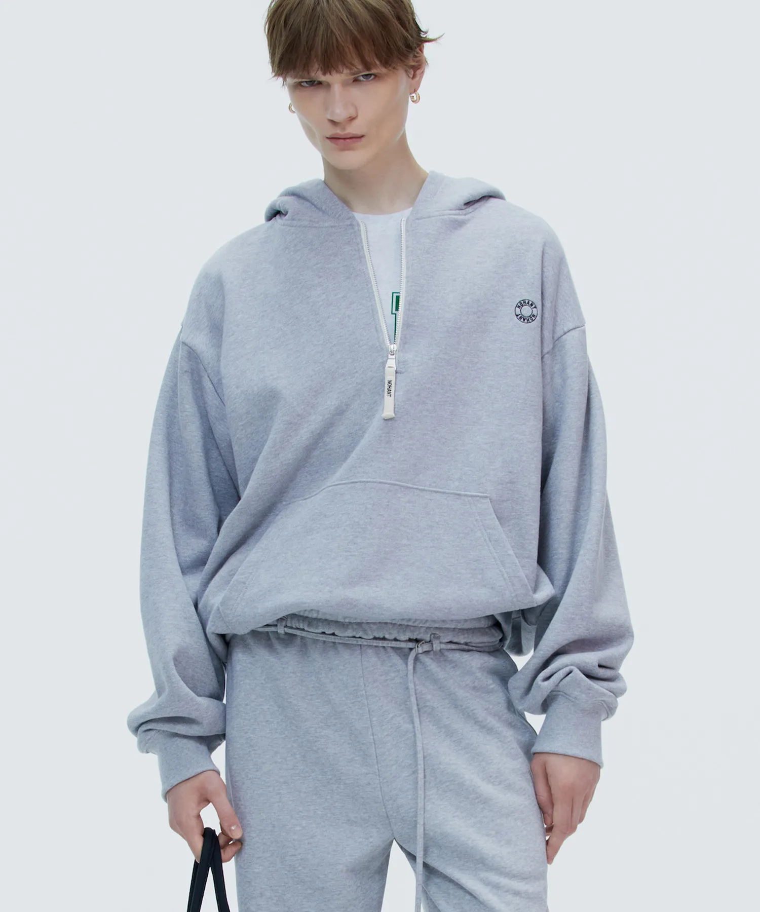 HALF ZIP-UP HOODIE GRAY