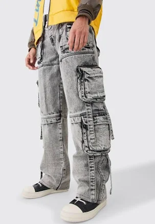 boohooMAN Men's Baggy Rigid Multi Cargo Pocket Jeans