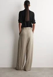 Relaxed Fluid Wide-Leg Trousers