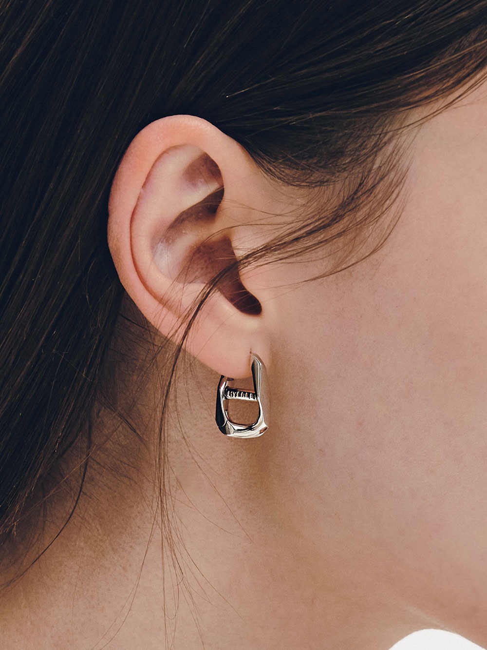 Silver Curve Emblem Earrings