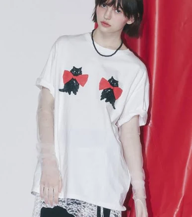 Ronron Ribbon Cats T-Shirt