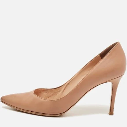 Gianvito Rossi Gianvito 105 Size 40.5 Beige Leather Pumps
