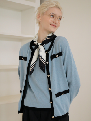 A Classic Knit Set