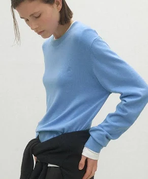 ESSENTIAL WOOL ROUND KnitESSENTIAL WOOL ROUND Knit