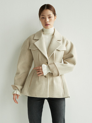 Voluminous Sleeve Blazer