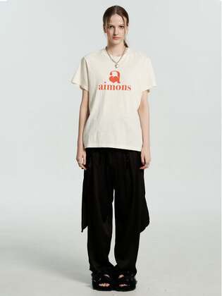 Ottilie Red Peach Heart Logo Cream T-shirt