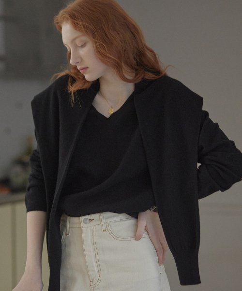 V-Neck Knit