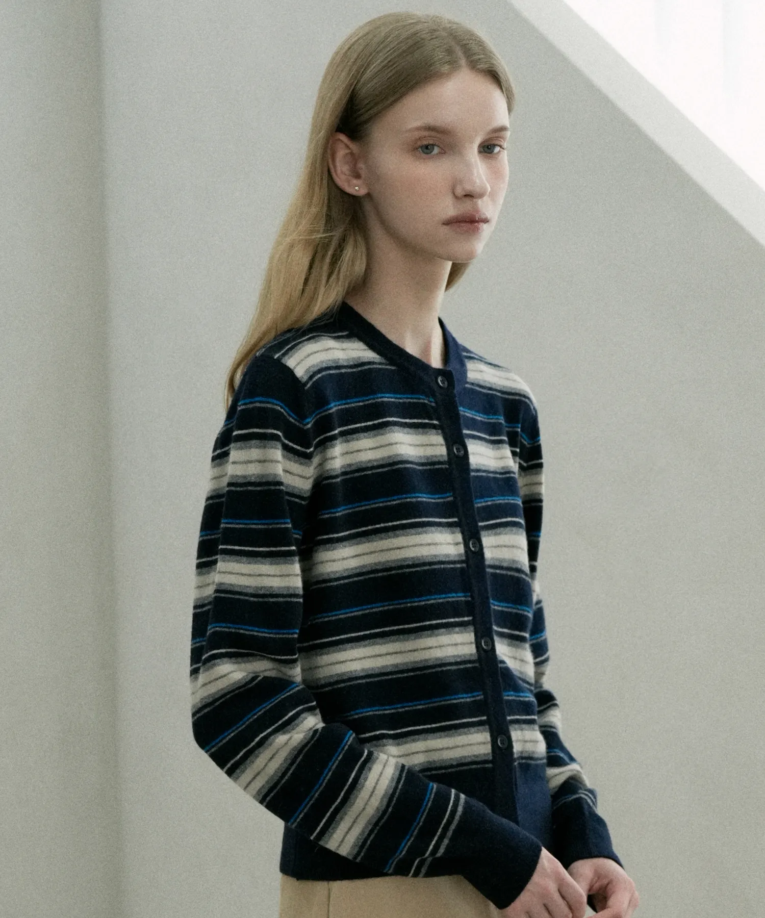 Merino Wool 100% Round Striped Knit Cardigan (navy)