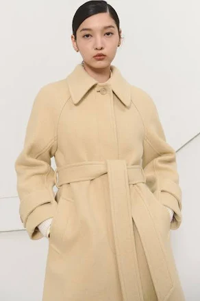 Single-Breasted Wool Coat with Belted Raglan-Sleeves