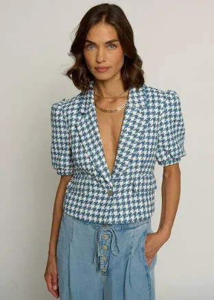 Cropped Tweed Blazer