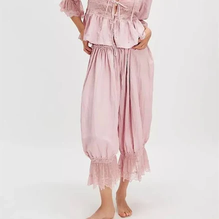 Sefina Vintage Lace Boomer Ruffle Pants