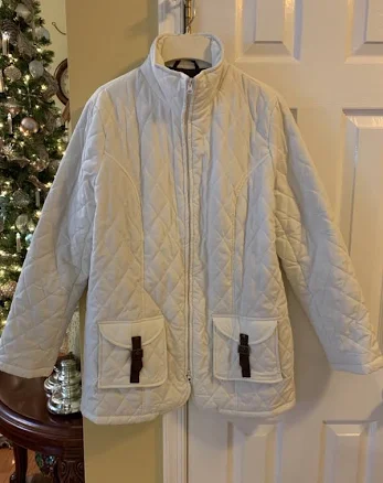 Ivory Diamond Quilted All Season Zip Jacket W/ Faux Suede Accent Sz M