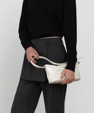 MUSINSA Standard WOMAN Shirring Shoulder Bag