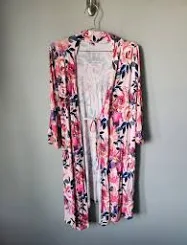 Posh Peanut Intimates & Sleepwear | Posh Peanut Dusk Rose Floral Print Bamboo Robe Size Small No Belt | Color: Pink/Purple | Size: S | Jlf8110's