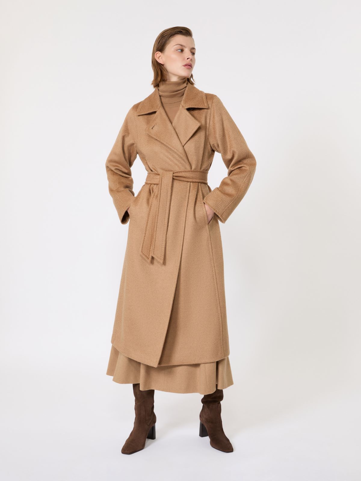 Manuela Coat