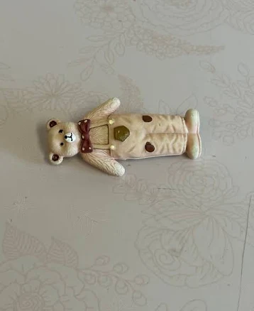 Vintage 80s Teddy Bear Plastic Hair Clip
