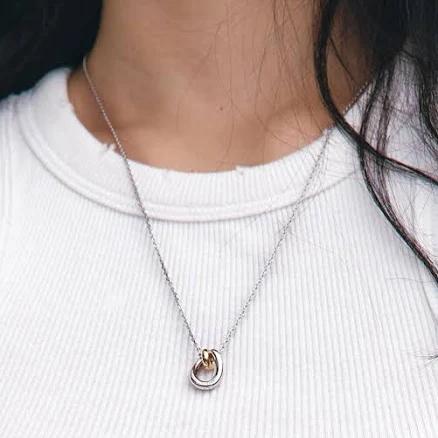 Hyeres-lor Etreve Note Silver Double Ring Necklace